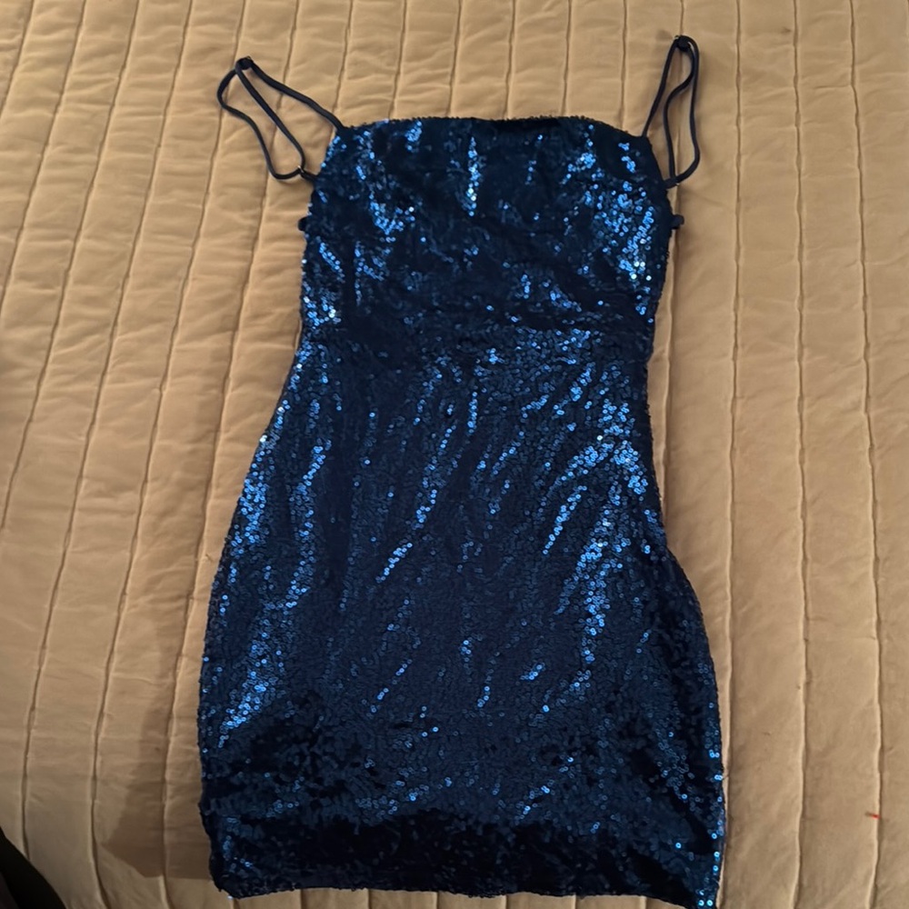 Elegant Blue Sequin Dress